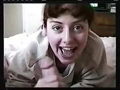 Pelirroja delgada disfruta de una sesión de sexo orgásmico con su sexo casero camara escondida novio