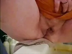 En el tejado recibiendo una mamada POV de Lilly videos potno caseros Banks