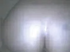 Deslumbrante pelirroja chupa y cabalga una mexicana casero xxx polla gruesa en un puf blanco
