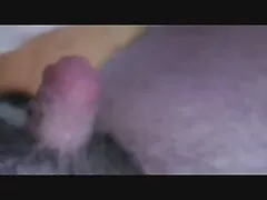 Una anciana gorda con un bonito coño está siendo penetrada sexo por dinero casero por su gordo cuerpo