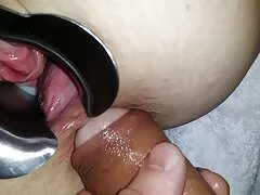 Adolescente pervertida videos caseros gritonas con pequeños pezones en sus pequeñas tetas está chupando una polla